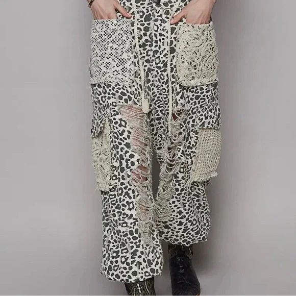 New POL 48 hr / free shipping: Best Seller Leopard Print Distressed Pants - Picture 2 of 5